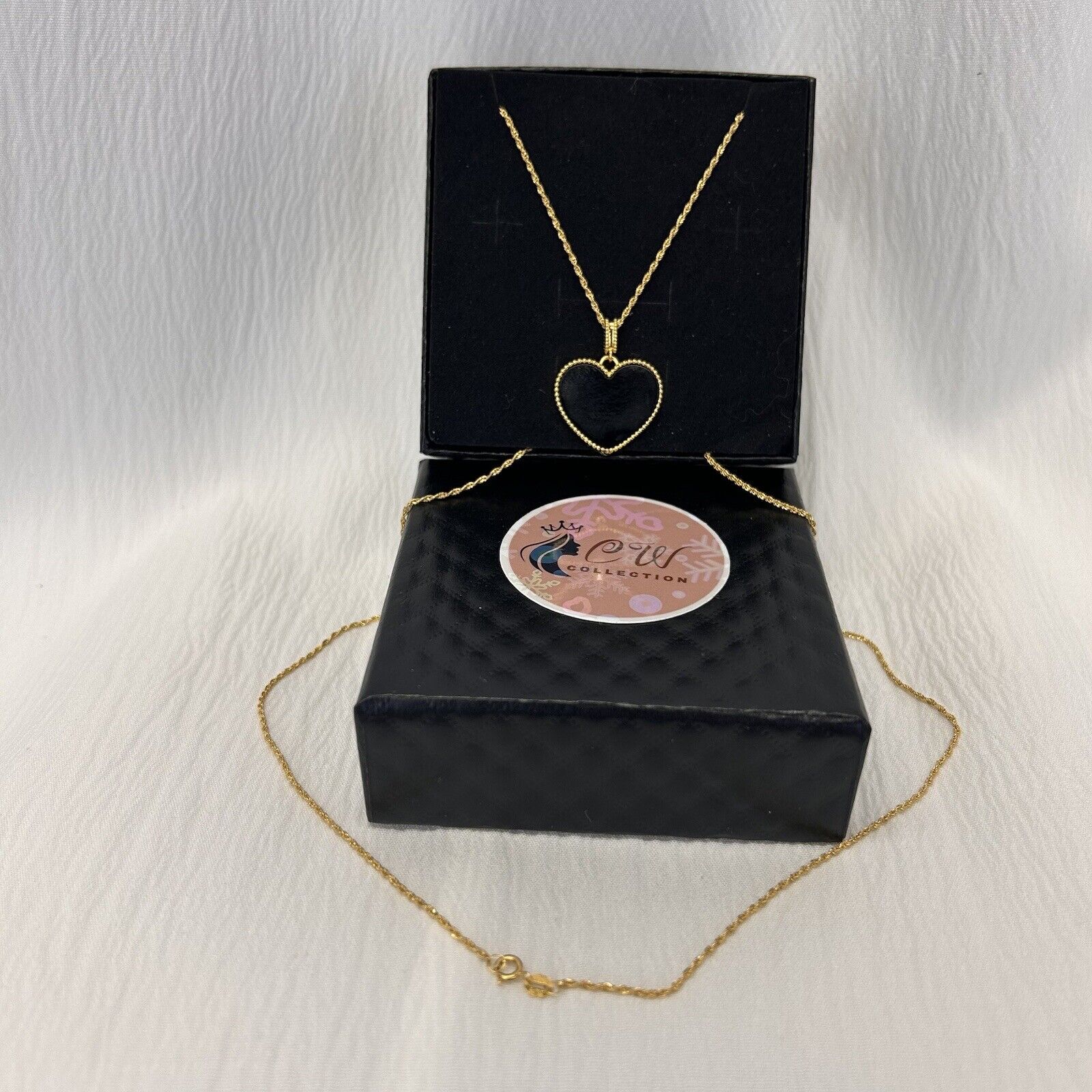 18K Gold 24” Chain Heart Necklace 2.23g  set , Authentic Saudi Gold