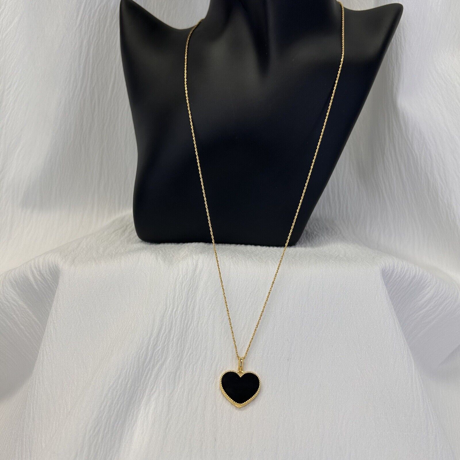 18K Gold 24” Chain Heart Necklace 2.23g  set , Authentic Saudi Gold