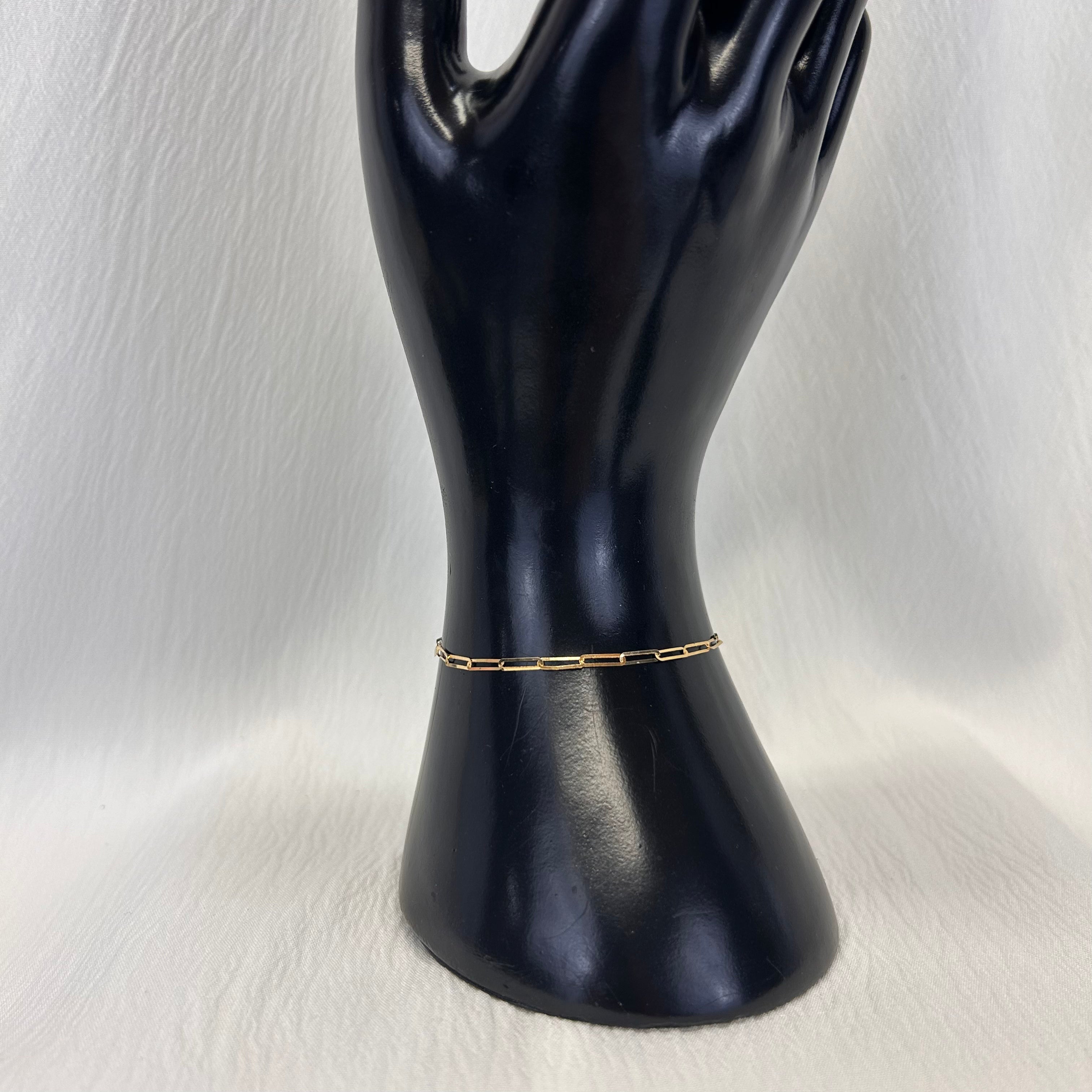 18K Paper Clip Bracelet (0.42g) 16cm length Authentic Saudi Gold fine jewelry